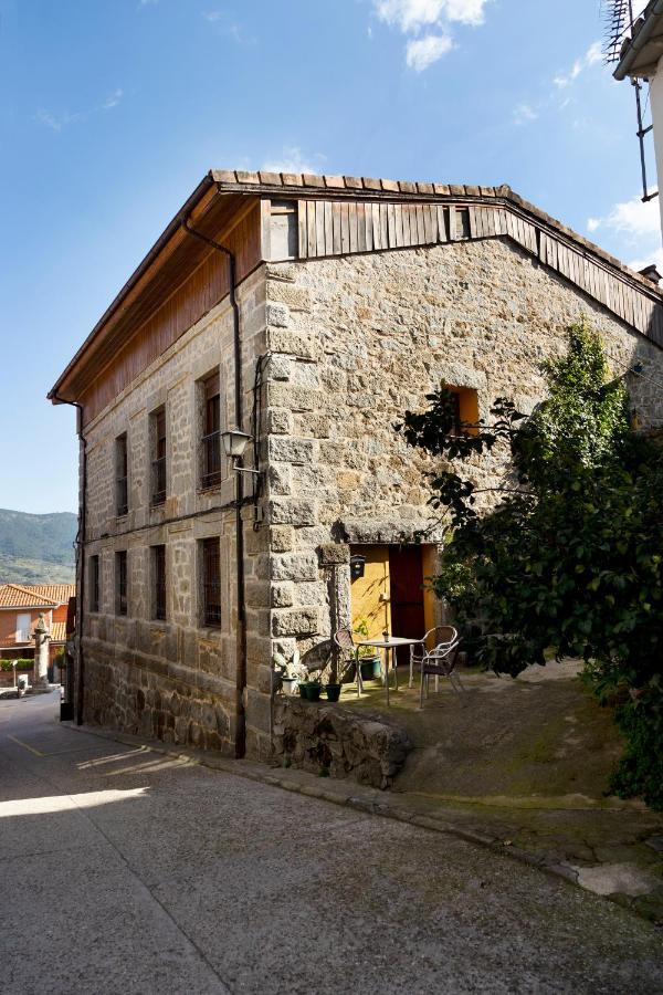 La Higuera Villa Villarejo del Valle Bagian luar foto